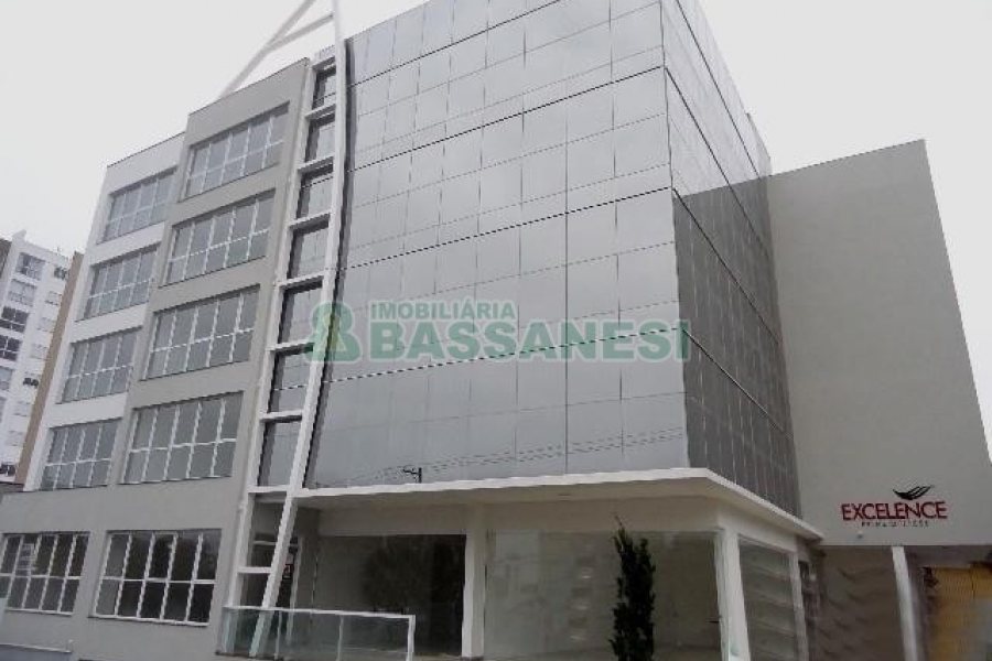 Sala com 42m², 1 vaga, no bairro Panazzolo em Caxias do Sul para Alugar