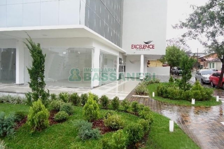 Sala com 42m², 1 vaga, no bairro Panazzolo em Caxias do Sul para Alugar