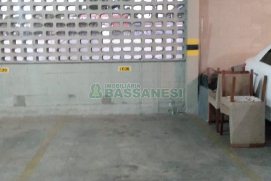 Apartamento com 49m², 2 dormitórios, 2 vagas, no bairro Jardim Eldorado em Caxias do Sul para Comprar