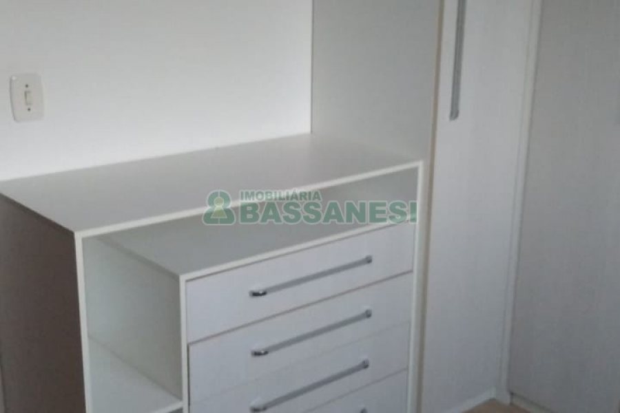 Apartamento com 49m², 2 dormitórios, 2 vagas, no bairro Jardim Eldorado em Caxias do Sul para Comprar