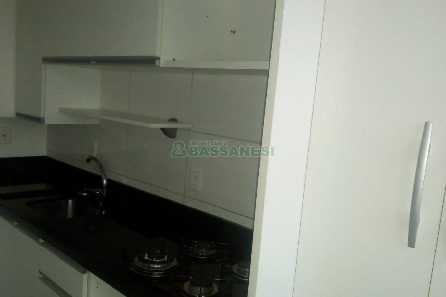 Apartamento com 49m², 2 dormitórios, 2 vagas, no bairro Jardim Eldorado em Caxias do Sul para Comprar