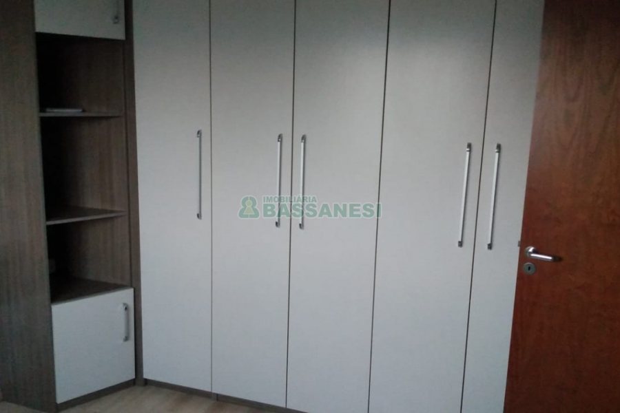 Apartamento com 49m², 2 dormitórios, 2 vagas, no bairro Jardim Eldorado em Caxias do Sul para Comprar