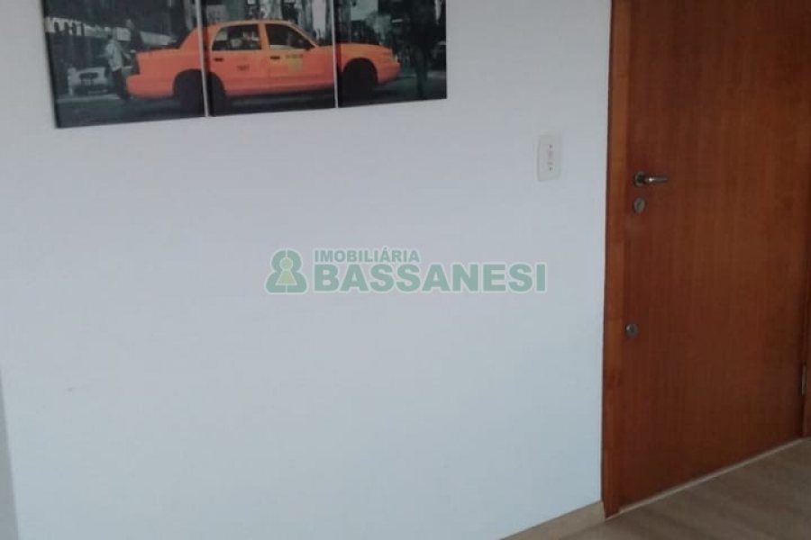 Apartamento com 49m², 2 dormitórios, 2 vagas, no bairro Jardim Eldorado em Caxias do Sul para Comprar