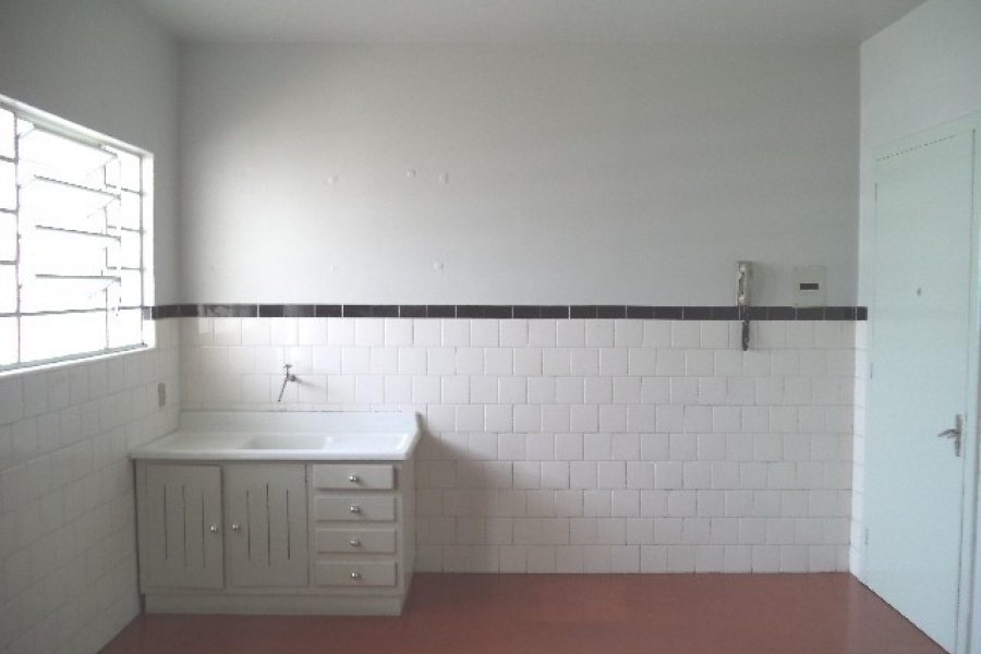 Apartamento, 2 dormitórios, no bairro Lourdes em Caxias do Sul para Comprar