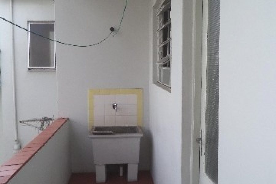 Apartamento, 2 dormitórios, no bairro Lourdes em Caxias do Sul para Comprar