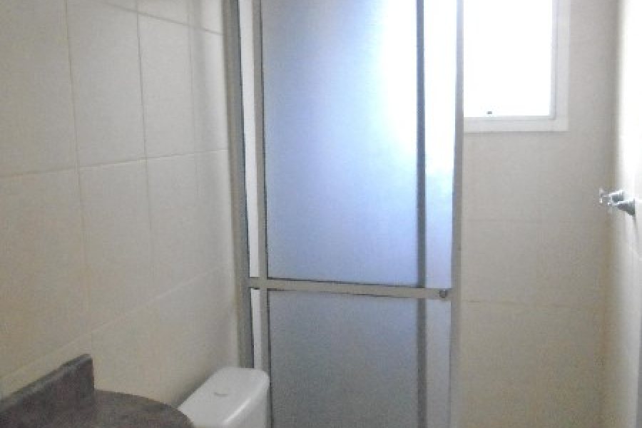 Apartamento, 2 dormitórios, 1 vaga, no bairro Vinhedos em Caxias do Sul para Comprar
