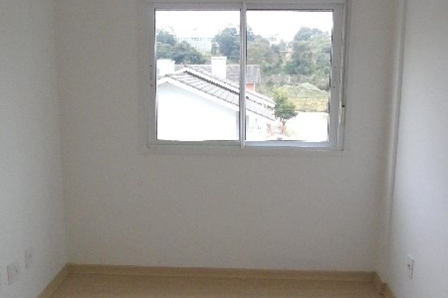 Apartamento, 2 dormitórios, 1 vaga, no bairro Vinhedos em Caxias do Sul para Comprar