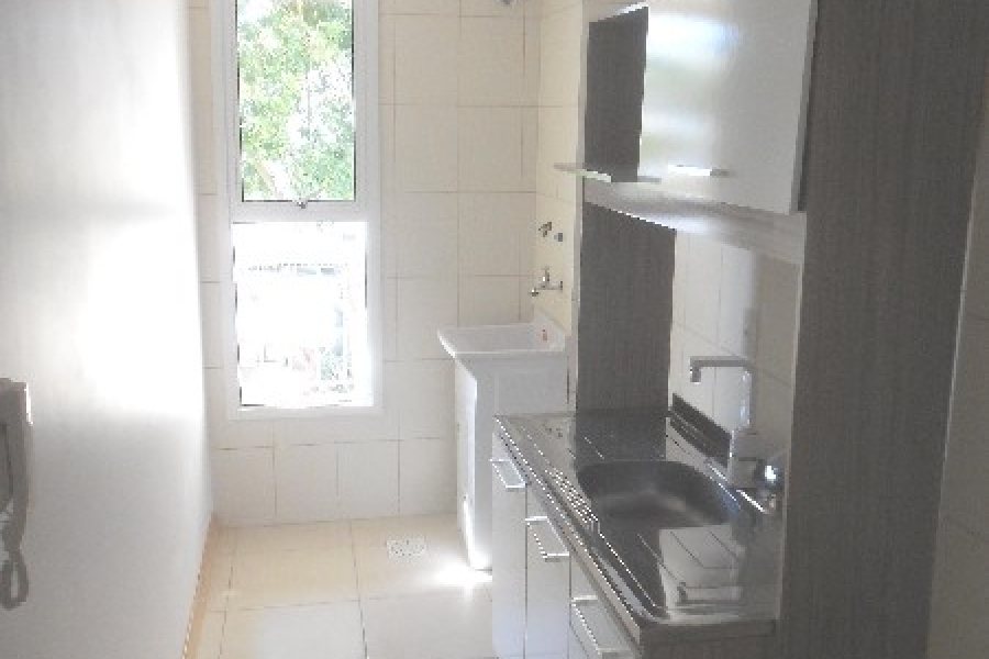 Apartamento, 2 dormitórios, 1 vaga, no bairro Vinhedos em Caxias do Sul para Comprar
