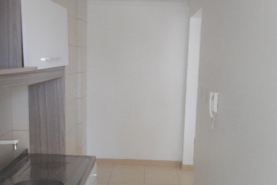 Apartamento, 2 dormitórios, 1 vaga, no bairro Vinhedos em Caxias do Sul para Comprar
