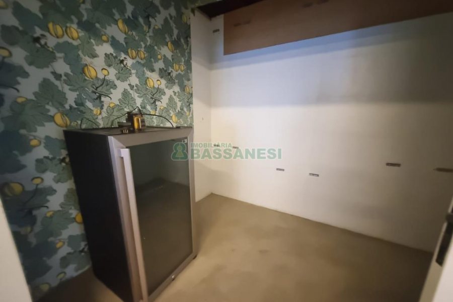 Casa com 300m², 4 dormitórios, 4 vagas, no bairro Centro em Caxias do Sul para Alugar ou Comprar