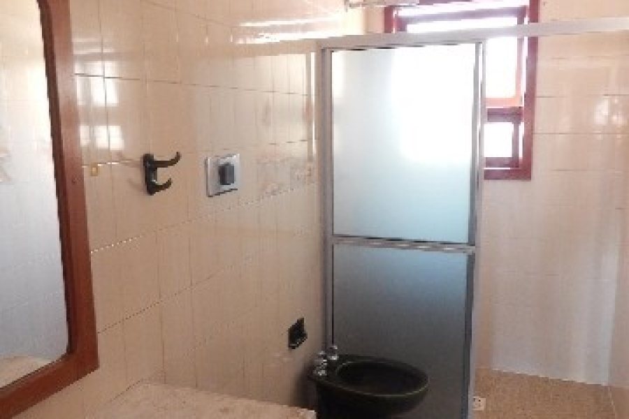 Apartamento com 146m², 3 dormitórios, 2 vagas, no bairro Pio X em Caxias do Sul para Alugar