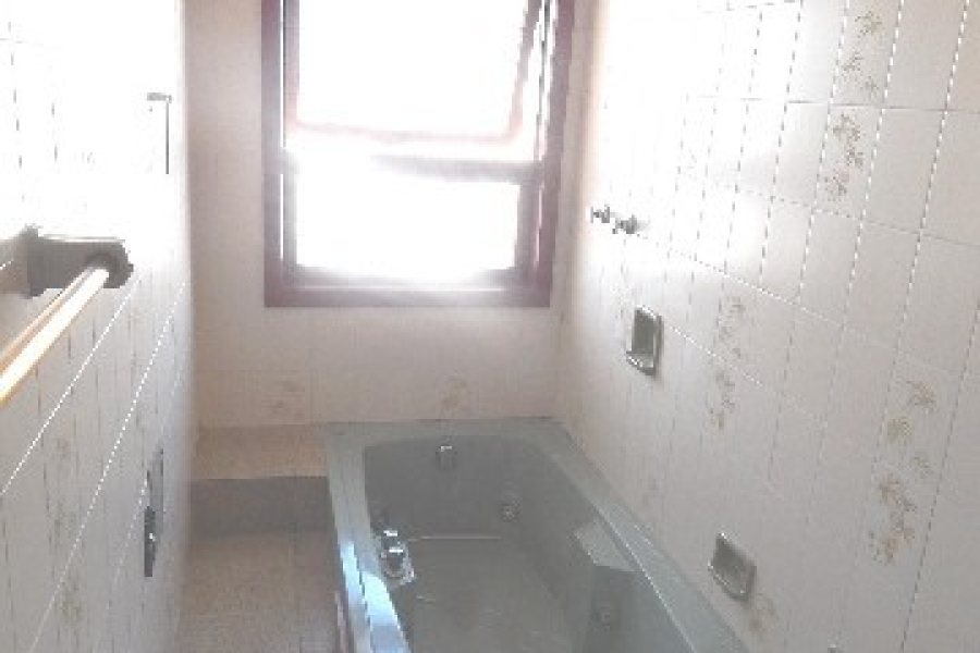 Apartamento com 146m², 3 dormitórios, 2 vagas, no bairro Pio X em Caxias do Sul para Alugar