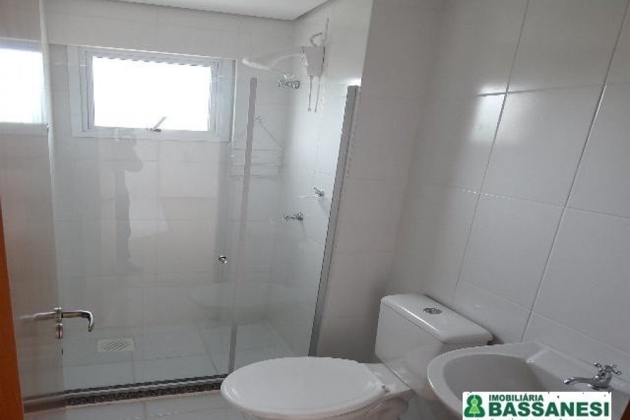 Apartamento com 51m², 2 dormitórios, 1 vaga, no bairro São Luiz em Caxias do Sul para Comprar