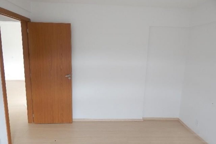 Apartamento com 51m², 2 dormitórios, 1 vaga, no bairro São Luiz em Caxias do Sul para Comprar