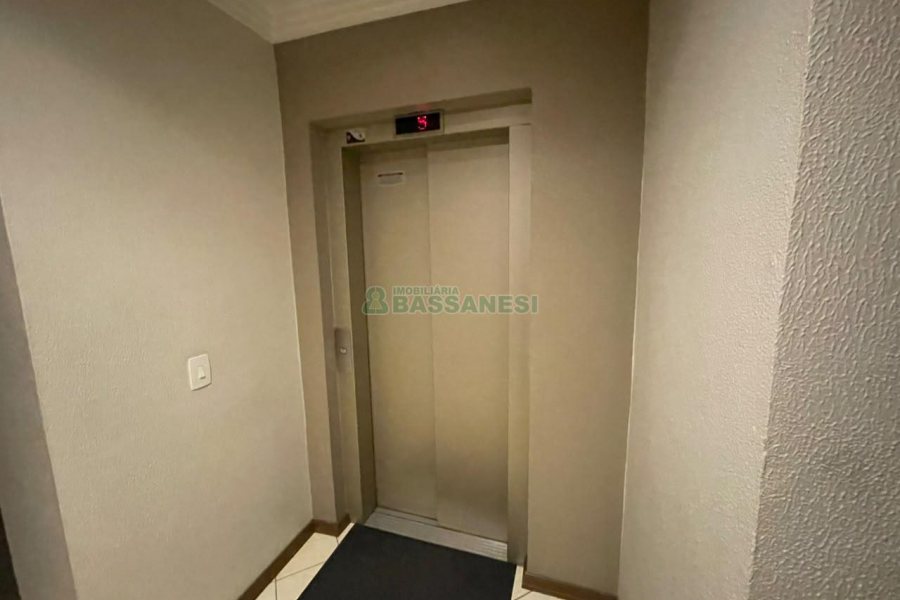 Apartamento com 75m², 2 dormitórios, 1 vaga, no bairro Centro em Caxias do Sul para Comprar