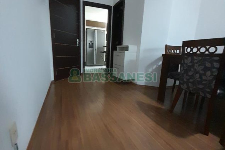 Apto Mobiliado com 140m², 3 dormitórios, 2 vagas, no bairro Pio X em Caxias do Sul para Alugar