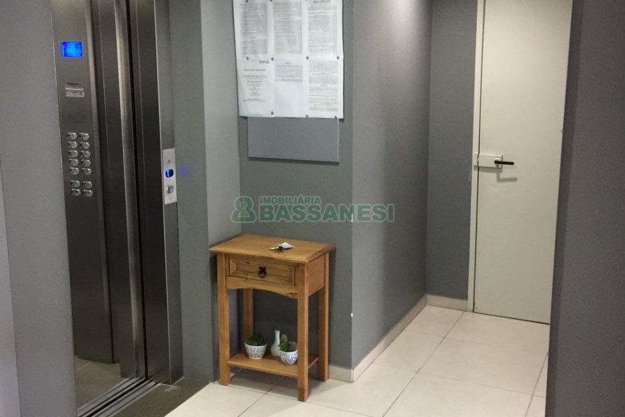 Kitinete com 39m², 1 dormitório, no bairro São Pelegrino em Caxias do Sul para Alugar