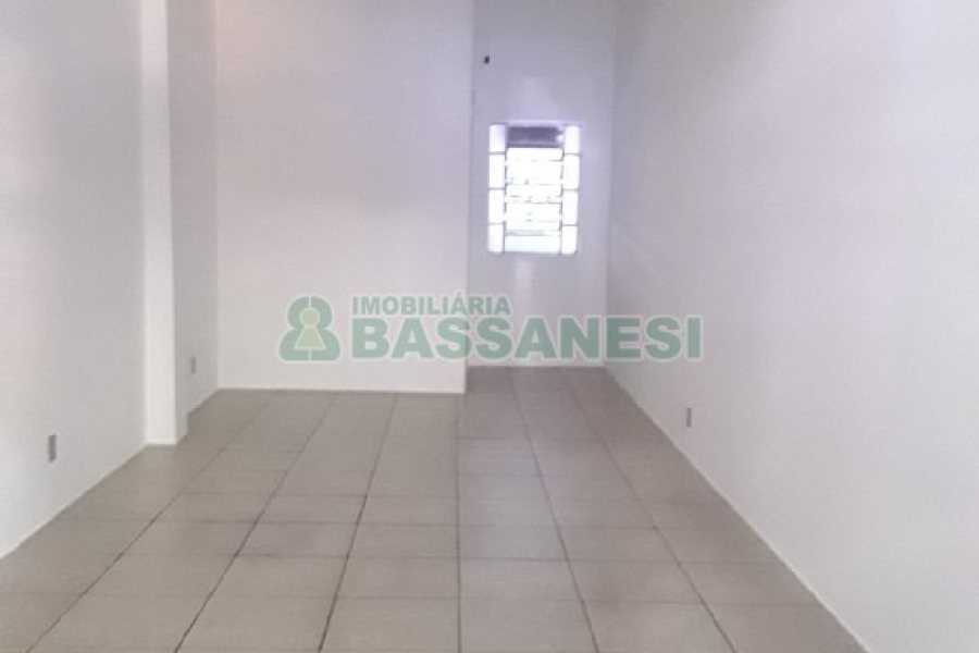 Loja com 40m², no bairro Centro em Caxias do Sul para Alugar