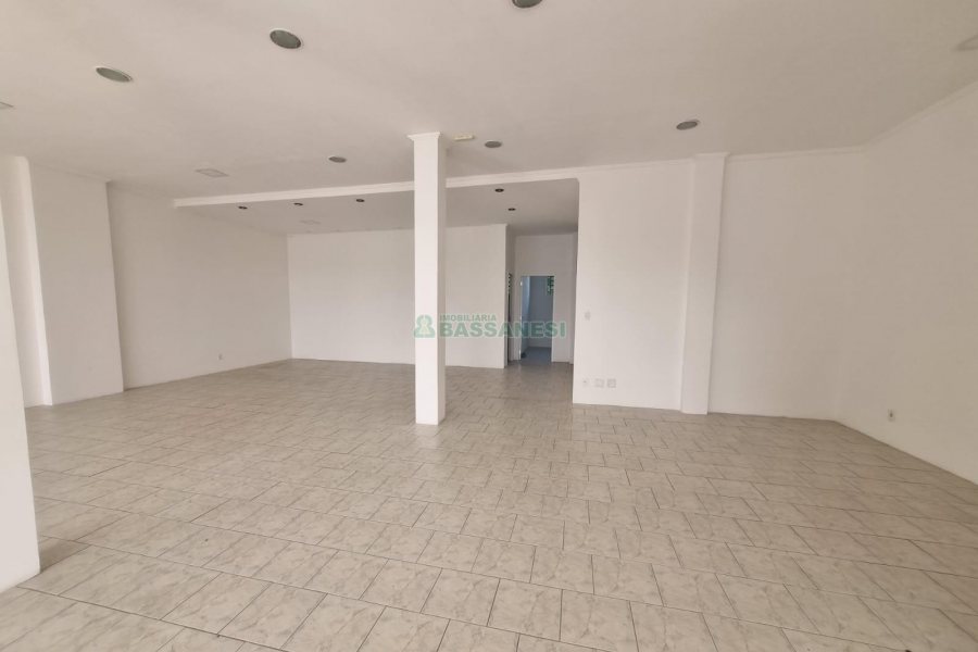 Loja com 180m², no bairro Santa Catarina em Caxias do Sul para Alugar