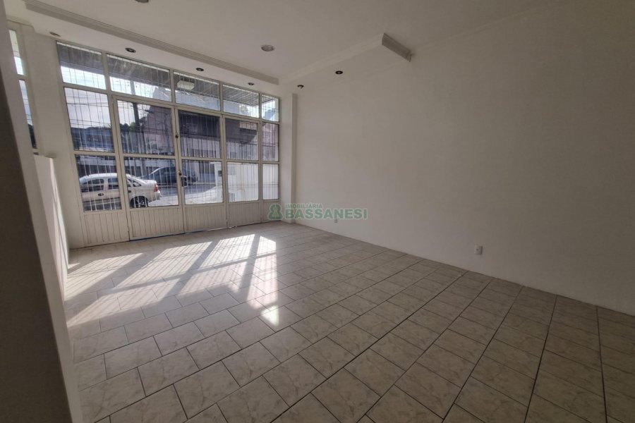 Loja com 180m², no bairro Santa Catarina em Caxias do Sul para Alugar
