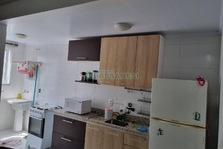 Apartamento com 54m², 2 dormitórios, 1 vaga, no bairro Salgado Filho em Caxias do Sul para Comprar
