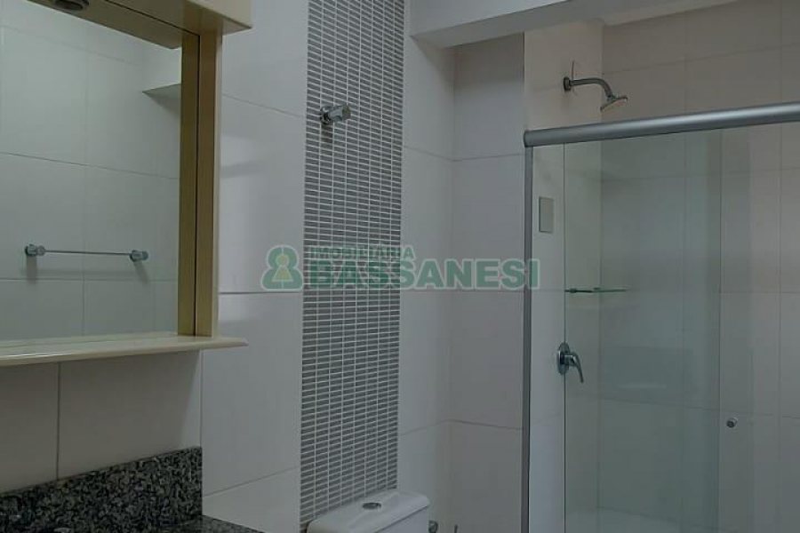 Apto Mobiliado com 140m², 3 dormitórios, 2 vagas, no bairro Centro em Caxias do Sul para Comprar