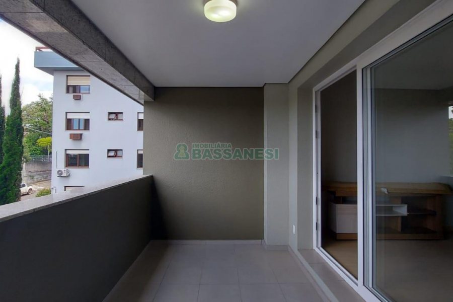 Apto Mobiliado com 140m², 3 dormitórios, 2 vagas, no bairro Centro em Caxias do Sul para Comprar