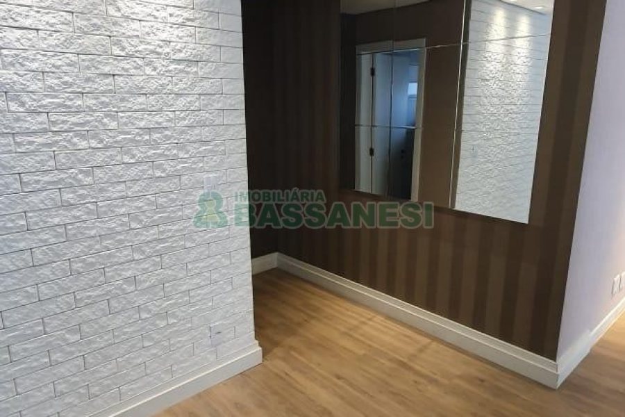 Loja com 70m², no bairro Sagrada Família em Caxias do Sul para Alugar