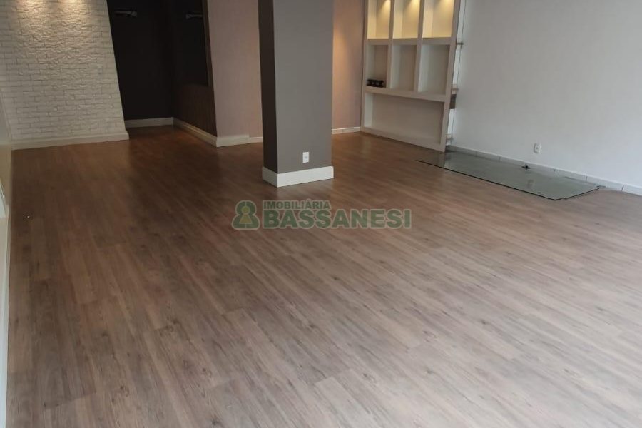 Loja com 70m², no bairro Sagrada Família em Caxias do Sul para Alugar