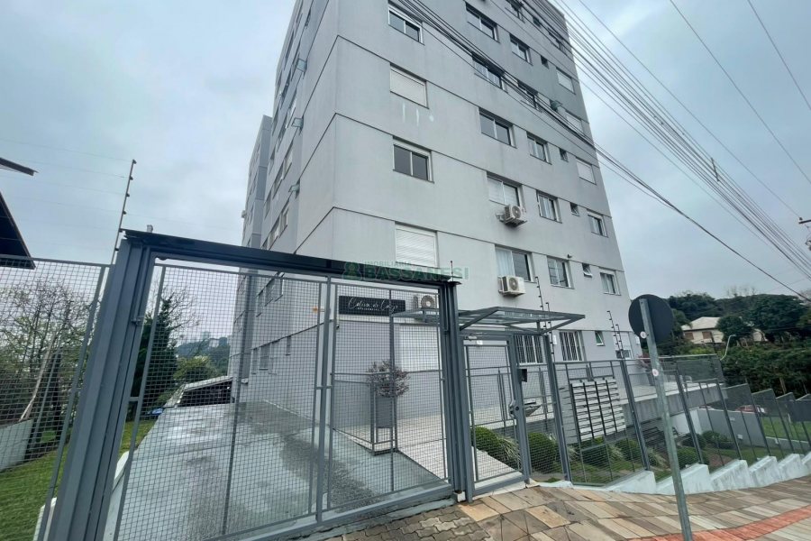 Apartamento com 60m², 2 dormitórios, 1 vaga, no bairro São Luiz em Caxias do Sul para Comprar