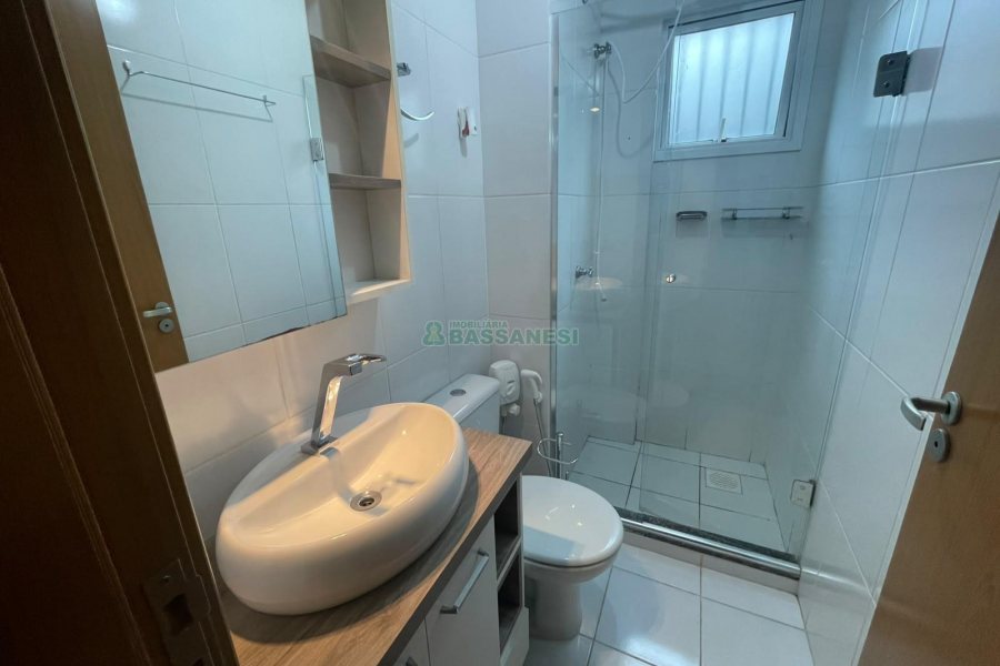 Apartamento com 60m², 2 dormitórios, 1 vaga, no bairro São Luiz em Caxias do Sul para Comprar
