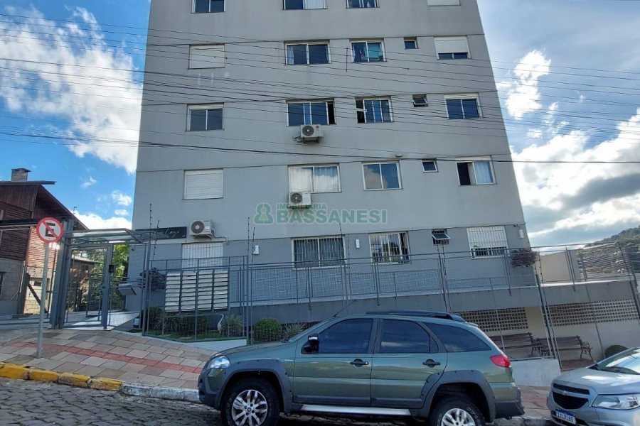 Apartamento com 60m², 2 dormitórios, 1 vaga, no bairro São Luiz em Caxias do Sul para Alugar ou Comprar