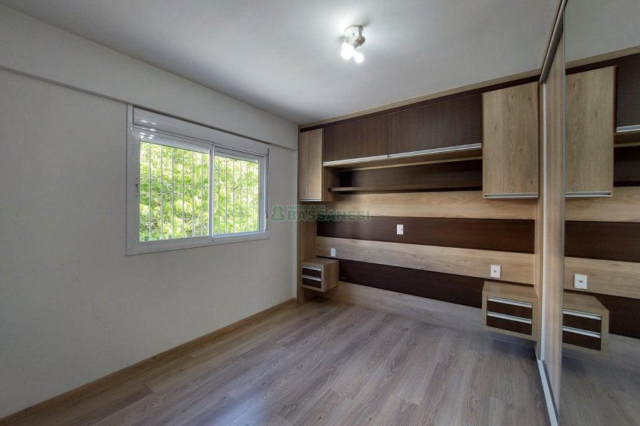 Apartamento com 60m², 2 dormitórios, 1 vaga, no bairro São Luiz em Caxias do Sul para Alugar ou Comprar