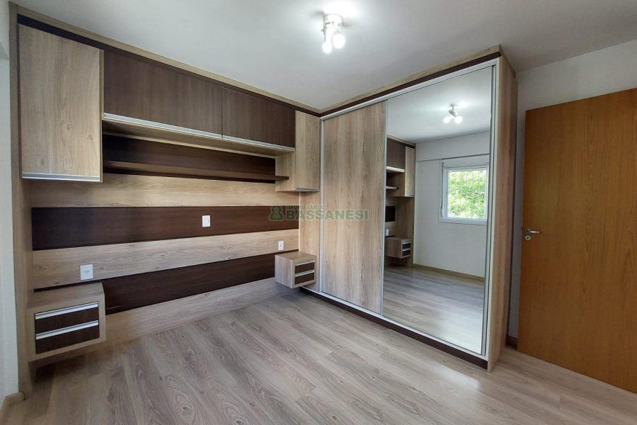 Apartamento com 60m², 2 dormitórios, 1 vaga, no bairro São Luiz em Caxias do Sul para Alugar ou Comprar