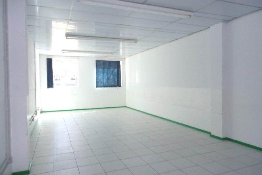 Loja com 5600m², no bairro São Pelegrino em Caxias do Sul para Alugar