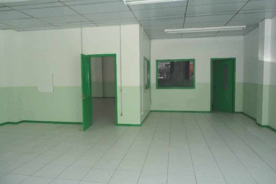 Loja com 5600m², no bairro São Pelegrino em Caxias do Sul para Alugar