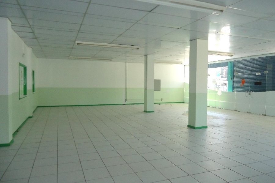 Loja com 5600m², no bairro São Pelegrino em Caxias do Sul para Alugar