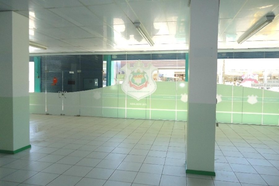 Loja com 5600m², no bairro São Pelegrino em Caxias do Sul para Alugar