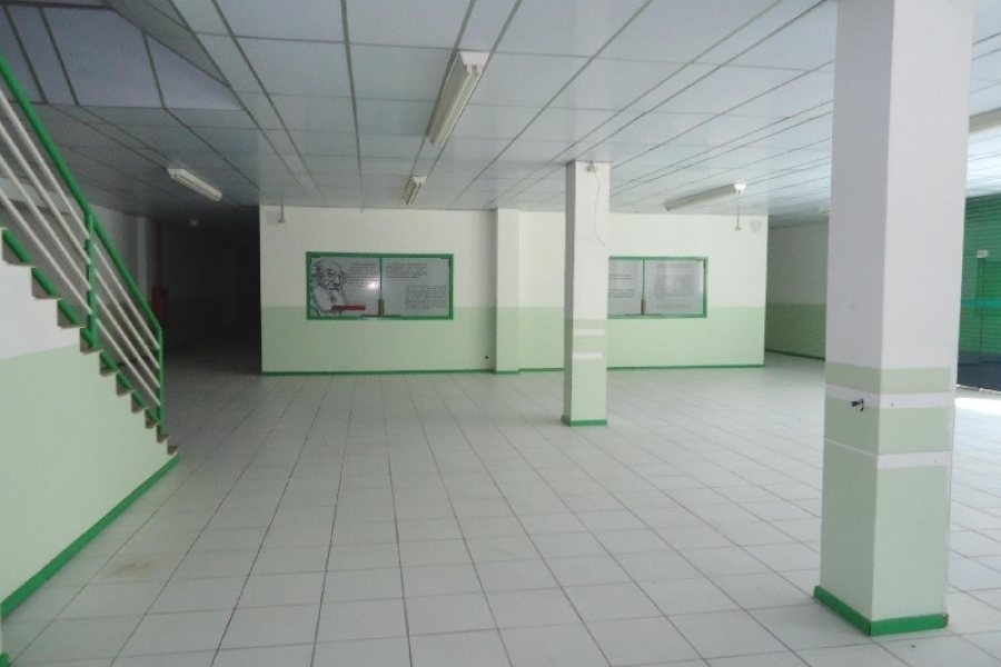 Loja com 5600m², no bairro São Pelegrino em Caxias do Sul para Alugar