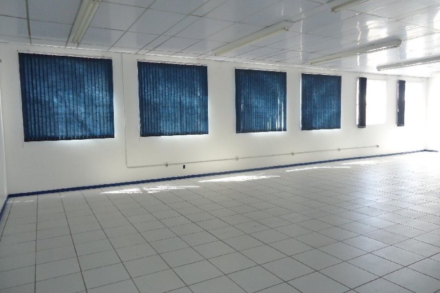 Loja com 5600m², no bairro São Pelegrino em Caxias do Sul para Alugar