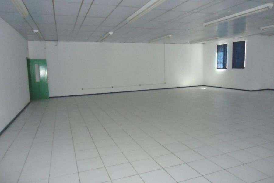 Loja com 5600m², no bairro São Pelegrino em Caxias do Sul para Alugar