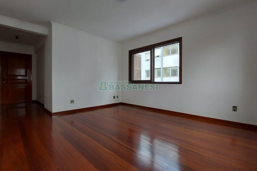 Apartamento com 170m², 3 dormitórios, 1 vaga, no bairro Lourdes em Caxias do Sul para Alugar