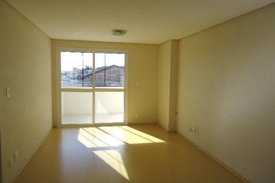 Apartamento com 90m², 3 dormitórios, 1 vaga, no bairro Floresta em Caxias do Sul para Alugar