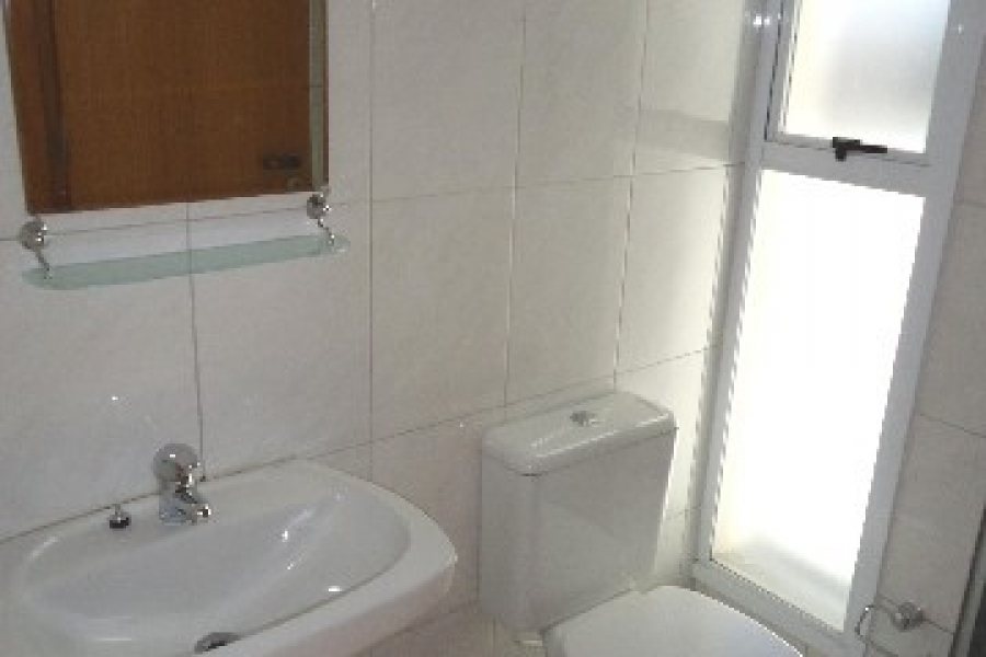 Apartamento com 90m², 3 dormitórios, 1 vaga, no bairro Floresta em Caxias do Sul para Alugar