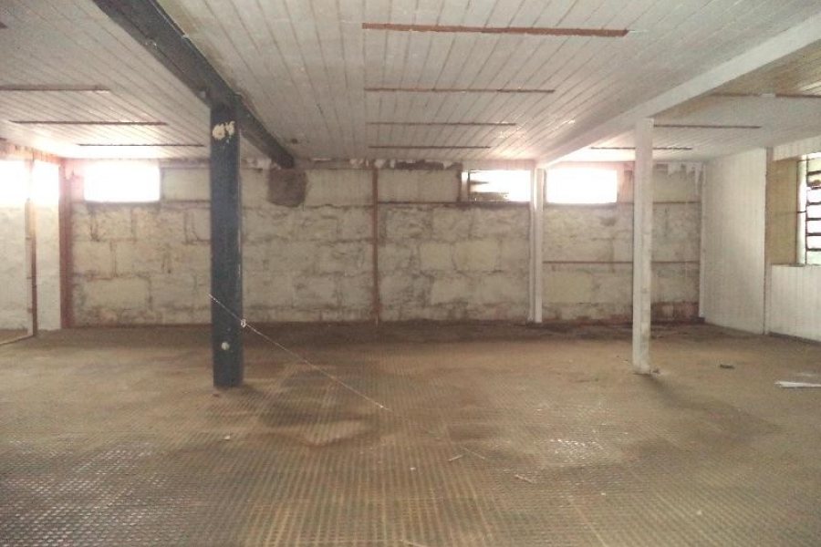 Pavilhão com 3970m², no bairro São Ciro em Caxias do Sul para Comprar