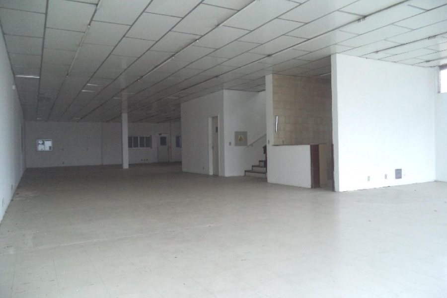 Pavilhão com 3970m², no bairro São Ciro em Caxias do Sul para Comprar