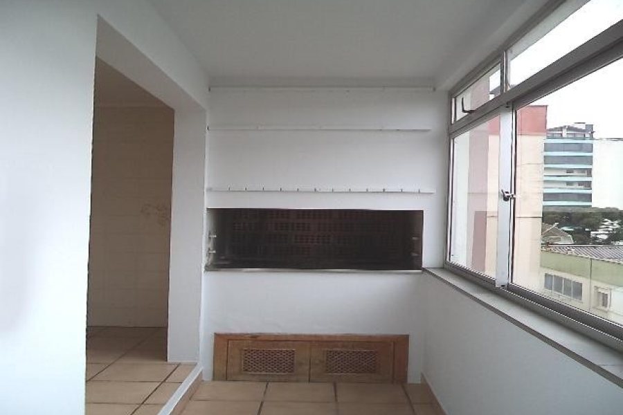 Apartamento com 120m², 2 dormitórios, 1 vaga, no bairro Panazzolo em Caxias do Sul para Comprar