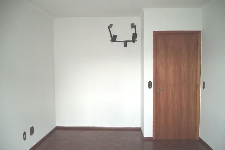 Apartamento com 120m², 2 dormitórios, 1 vaga, no bairro Panazzolo em Caxias do Sul para Comprar