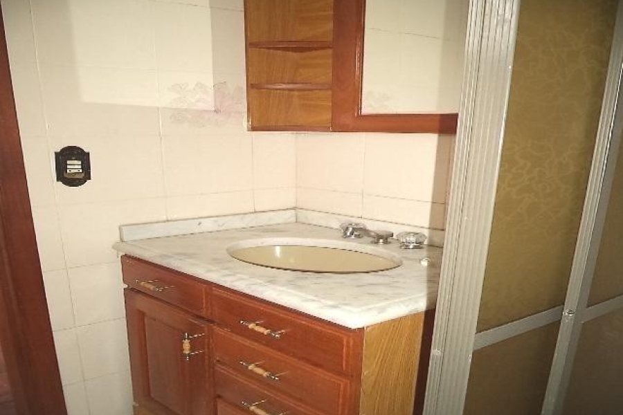 Apartamento com 120m², 2 dormitórios, 1 vaga, no bairro Panazzolo em Caxias do Sul para Comprar