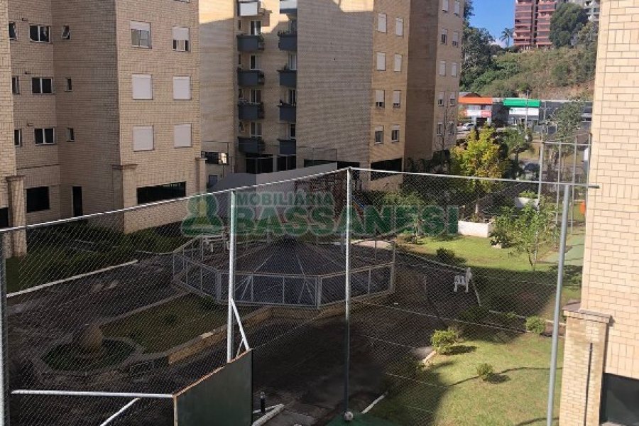 Apartamento com 62m², 2 dormitórios, no bairro Universitário em Caxias do Sul para Alugar